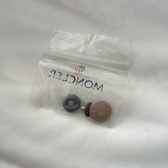 Moncler Maire Giubbotto Maire Down Jacket Size 4 - Picture 11 of 13